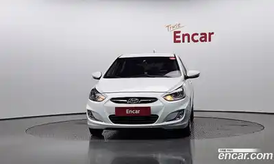 Hyundai Accent 2014 1.4 автомат (гидро), миниатюра 3