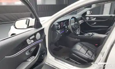 Mercedes-Benz E-Class 2018 2.0 автомат (гидро), миниатюра 10