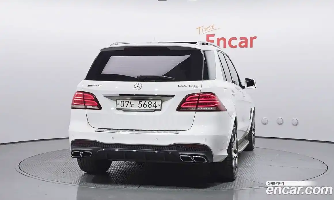 Mercedes-Benz GLE-Class 2016 5.5 гидро, фото 4 Mercedes-Benz GLE-Class 2016 5.5 гидро, фото 4