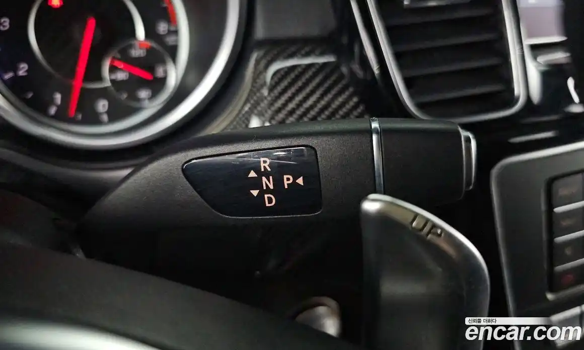 Mercedes-Benz GLE-Class 2016 5.5 гидро, фото 9 Mercedes-Benz GLE-Class 2016 5.5 гидро, фото 9