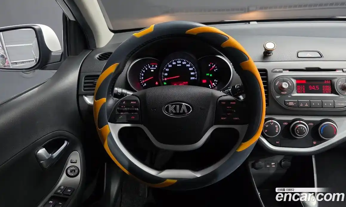 Kia Morning 2015 1.0 автомат (гидро), фото 13