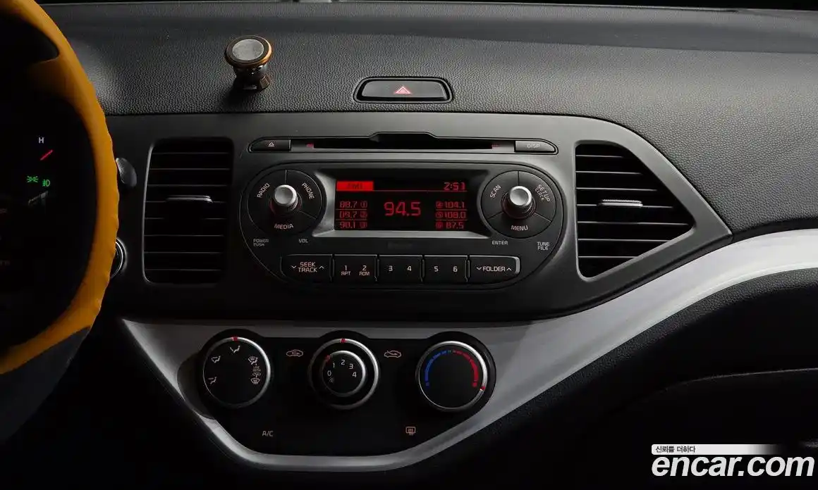 Kia Morning 2015 1.0 автомат (гидро), фото 14