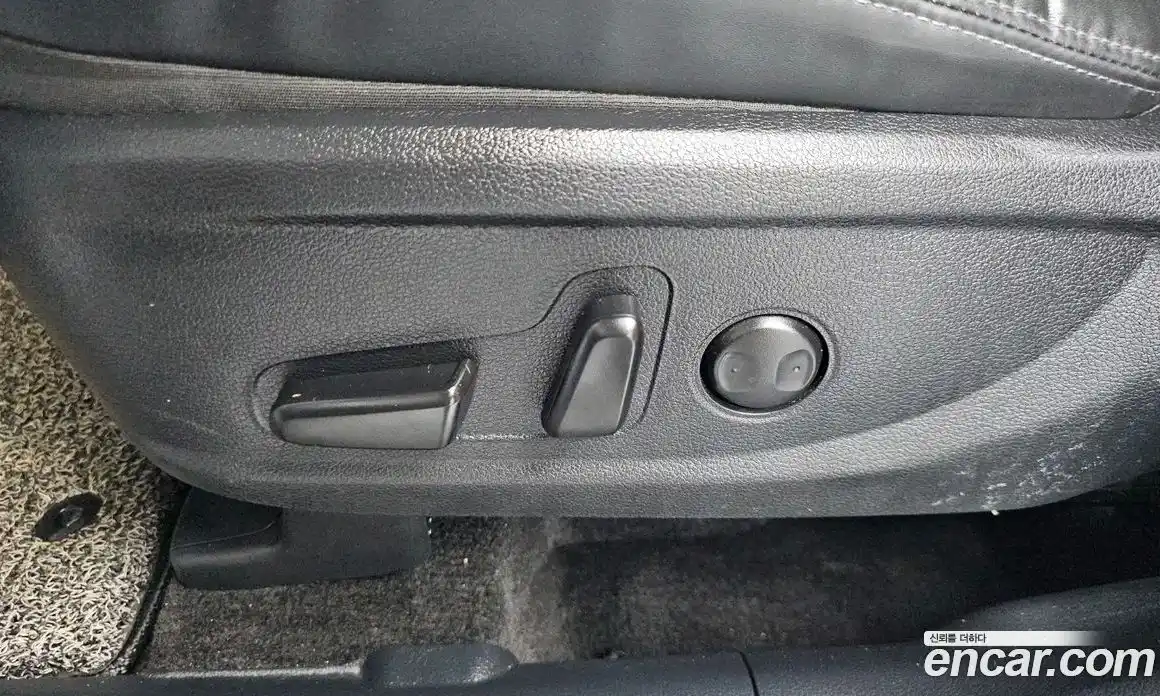 Hyundai Santa Fe 2021 2.2 автомат (гидро), фото 32