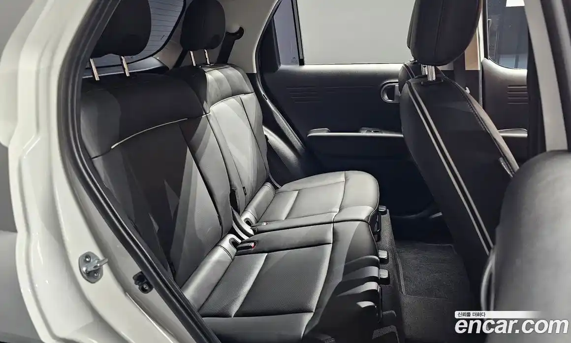 Hyundai Casper 2023 1.0 автомат (гидро), фото 12