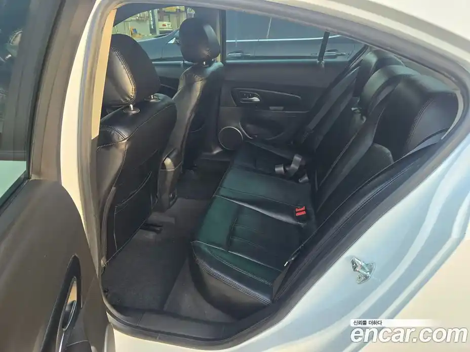 Chevrolet Cruze 2012 1.8 автомат (гидро), фото 12