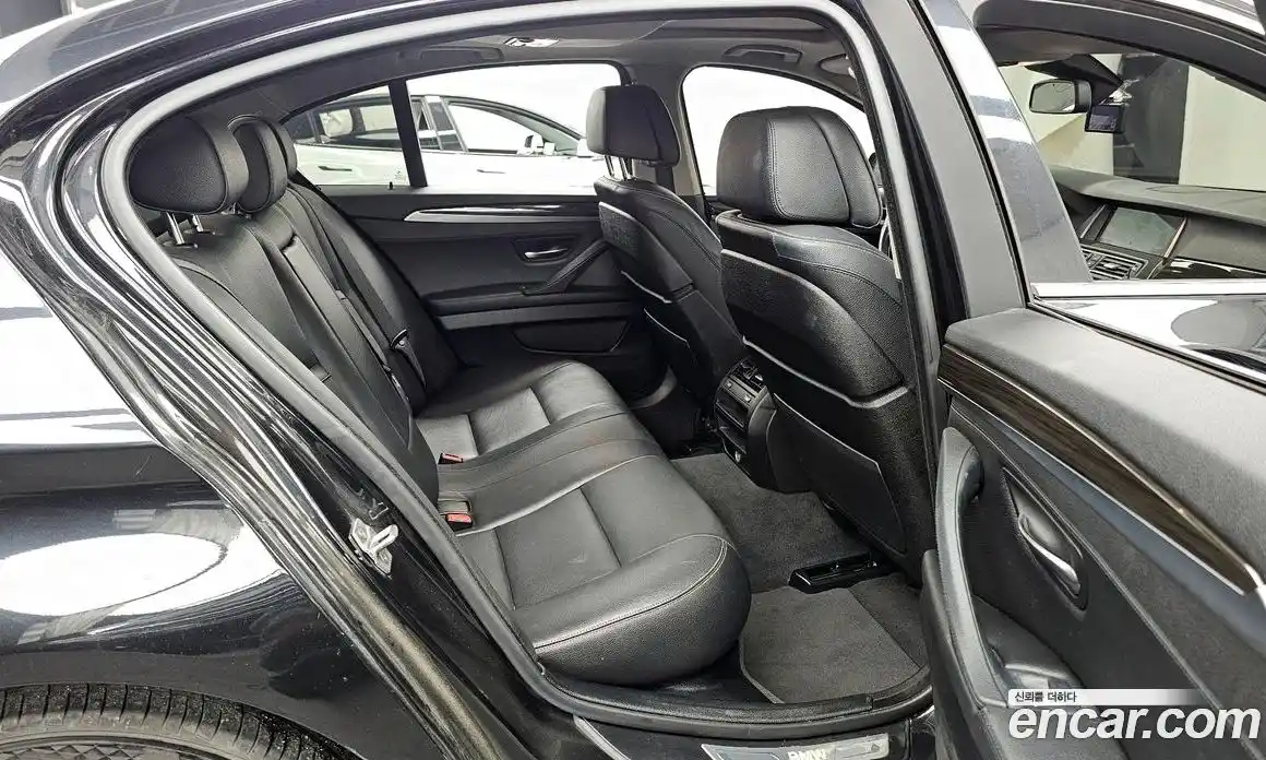 BMW 5 серия 2015 2.0 автомат (гидро), фото 12