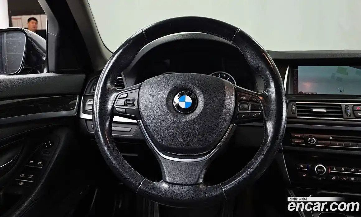 BMW 5 серия 2015 2.0 автомат (гидро), фото 13