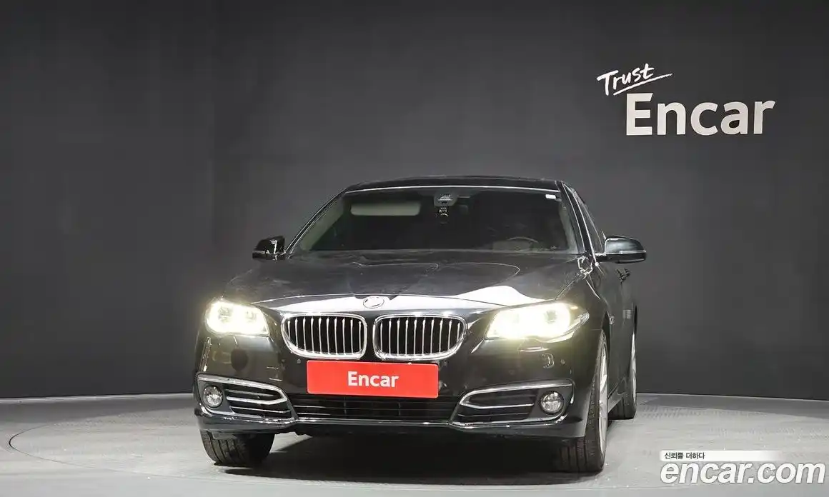 BMW 5 серия 2015 2.0 автомат (гидро), фото 3