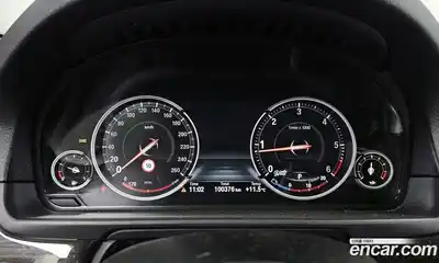 BMW 5 серия 2015 2.0 автомат (гидро), миниатюра 8