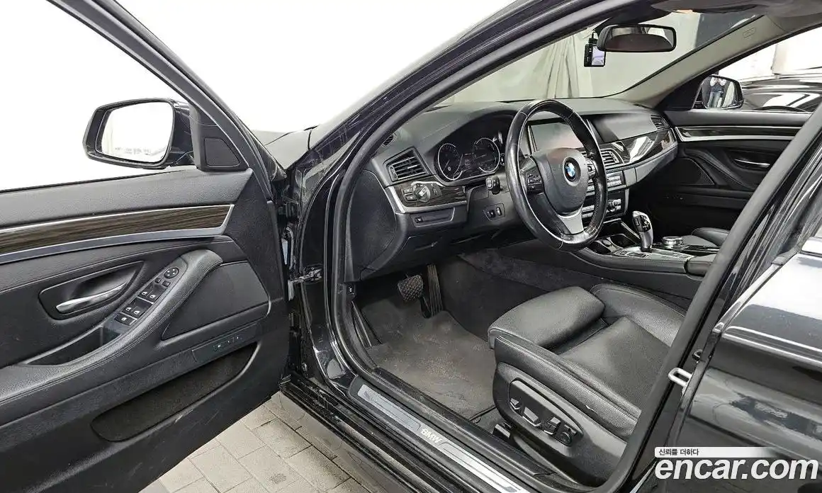 BMW 5 серия 2015 2.0 автомат (гидро), фото 10