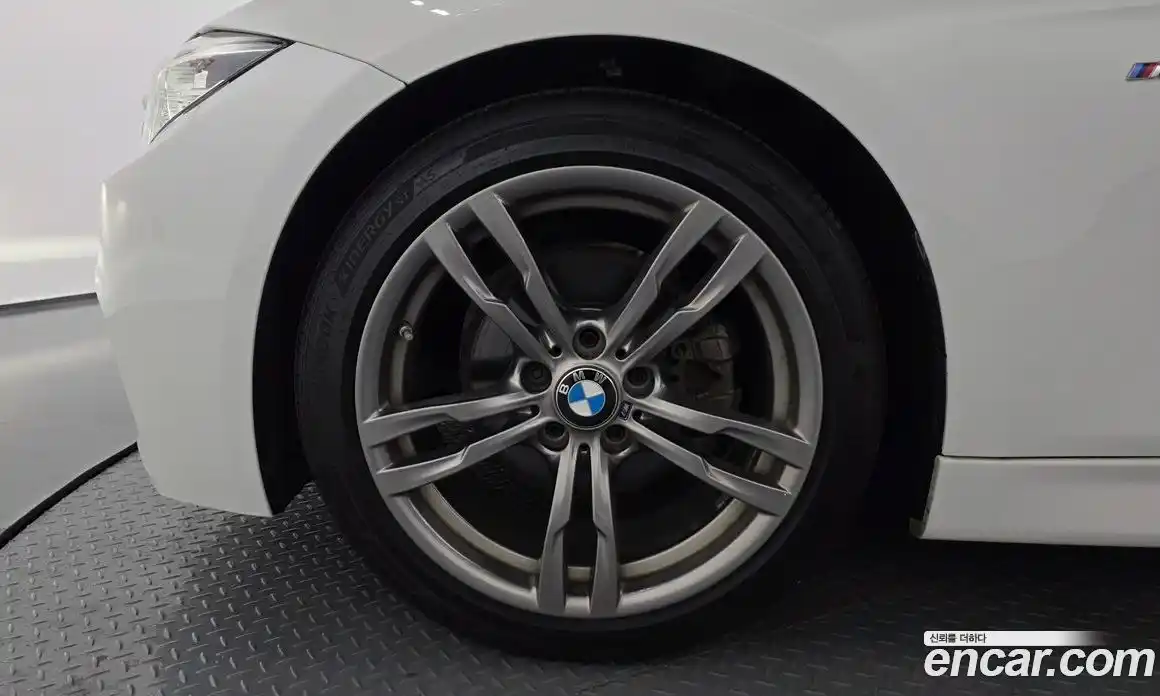 BMW 3 серия 2017 2.0 автомат (гидро), фото 5