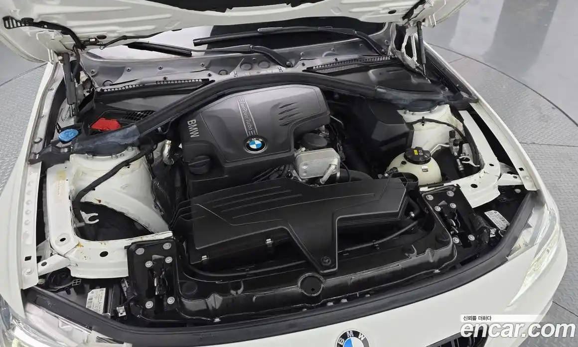 BMW 3 серия 2017 2.0 автомат (гидро), фото 6