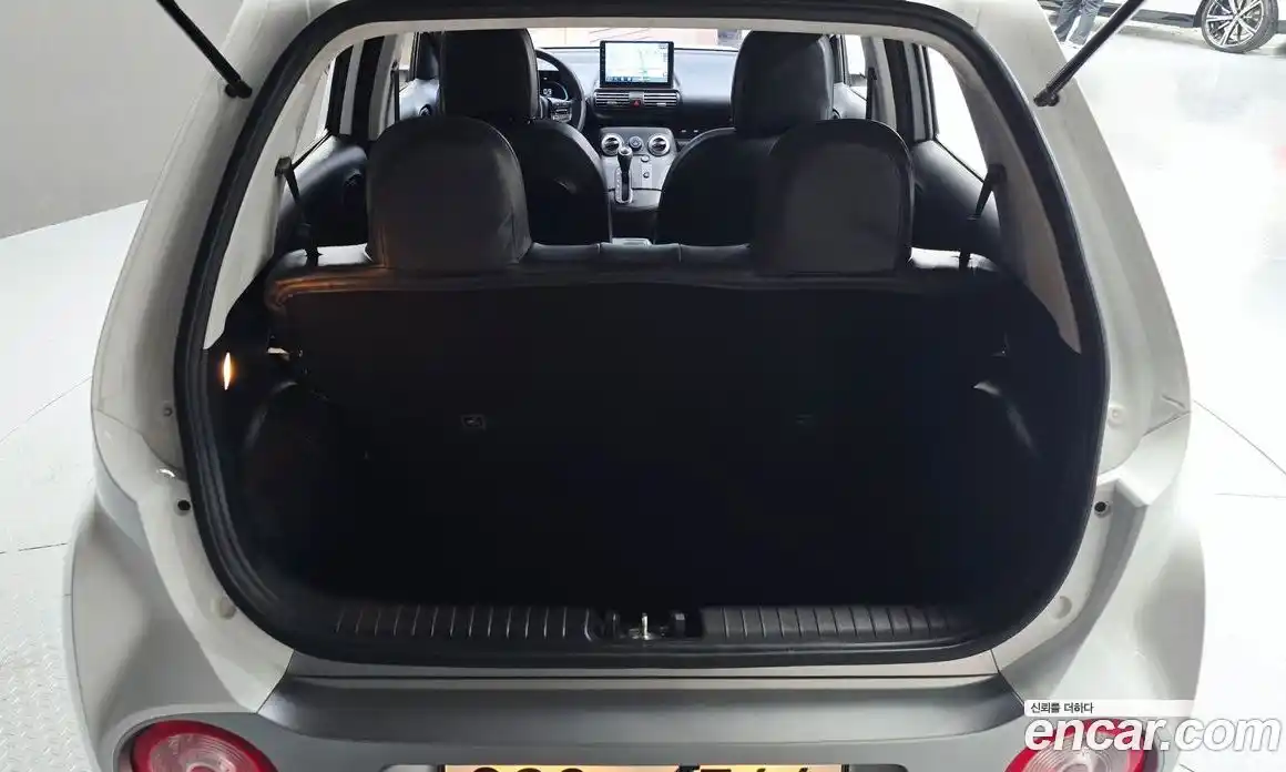 Hyundai Casper 2023 1.0 автомат (гидро), фото 26