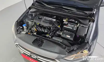Hyundai Avante 2016 1.6 автомат (гидро), миниатюра 6