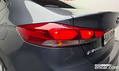 Hyundai Avante 2016 1.6 автомат (гидро), миниатюра 9