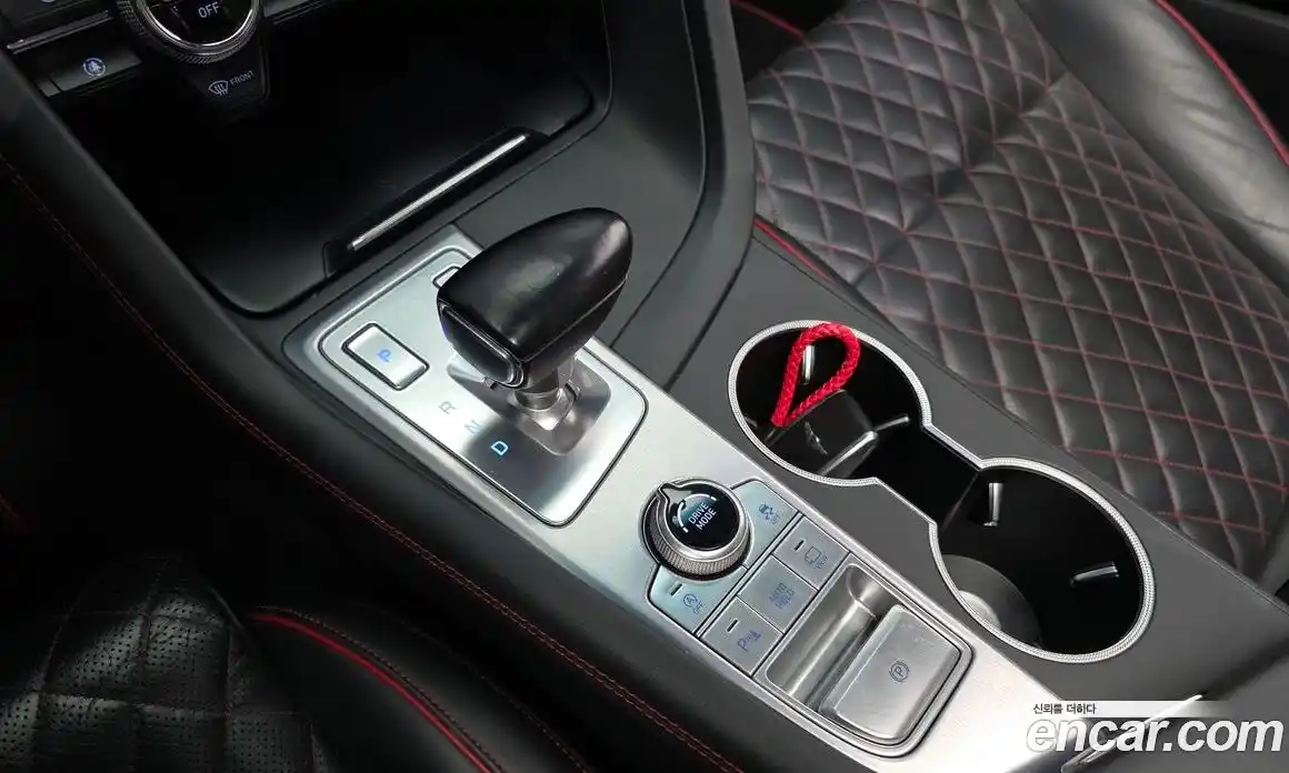 Genesis G70 2020 2.0 автомат (гидро), фото 12