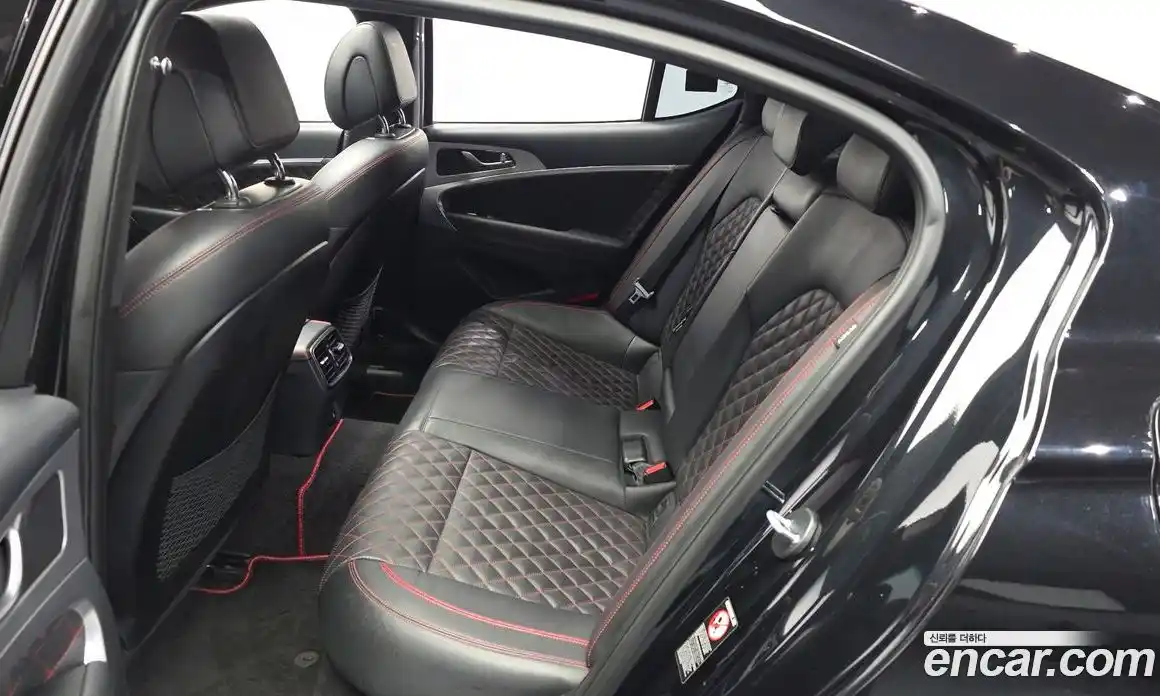 Genesis G70 2020 2.0 автомат (гидро), фото 16
