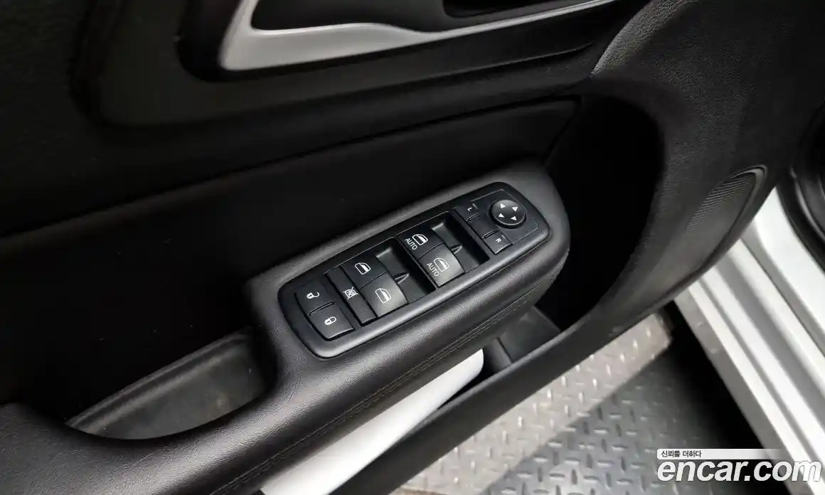 Chrysler 200 2015 2.4 гидро, фото 18