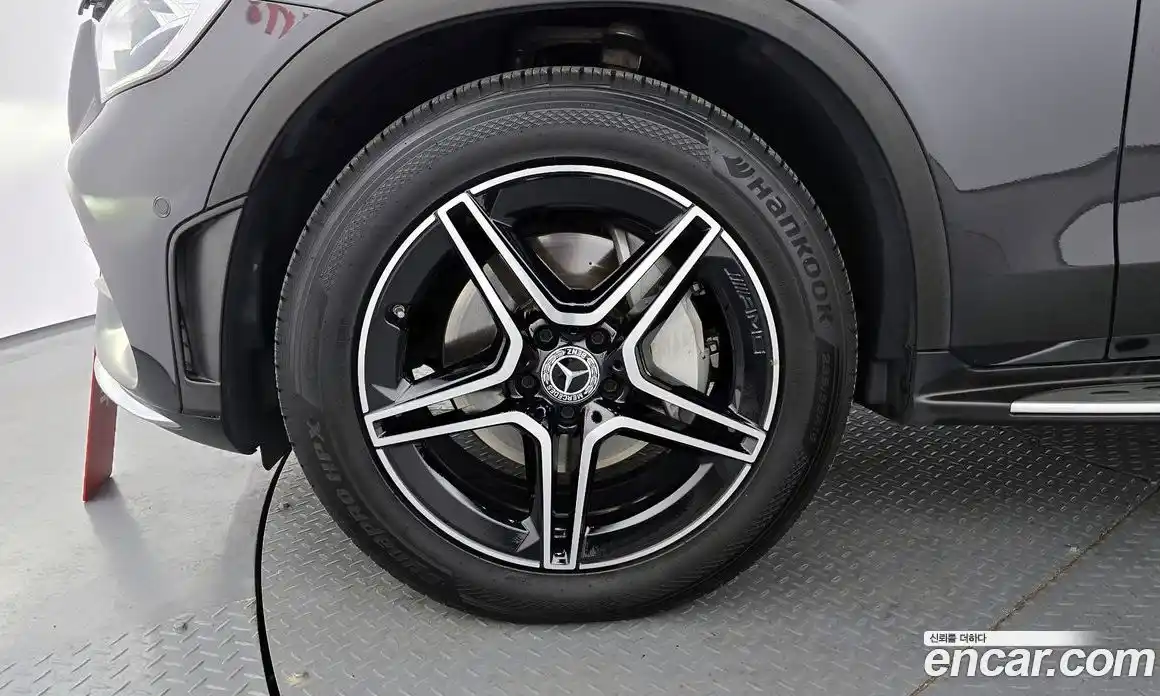 Mercedes-Benz GLC-Class 2022 2.0 автомат (гидро), фото 5