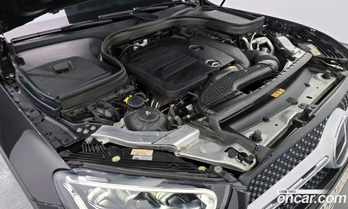 Mercedes-Benz GLC-Class 2022 2.0 автомат (гидро), фото 6