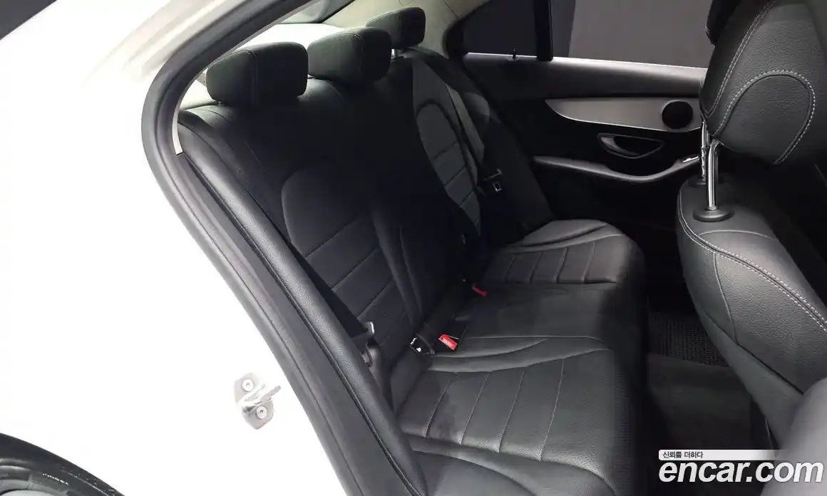Mercedes-Benz C-Class 2016 2.0 автомат (гидро), фото 12