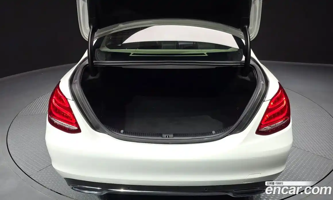 Mercedes-Benz C-Class 2016 2.0 автомат (гидро), фото 20