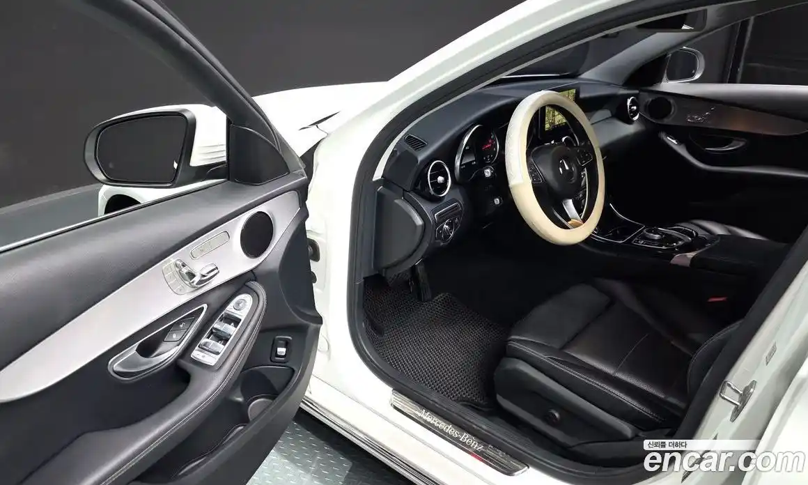 Mercedes-Benz C-Class 2016 2.0 автомат (гидро), фото 10