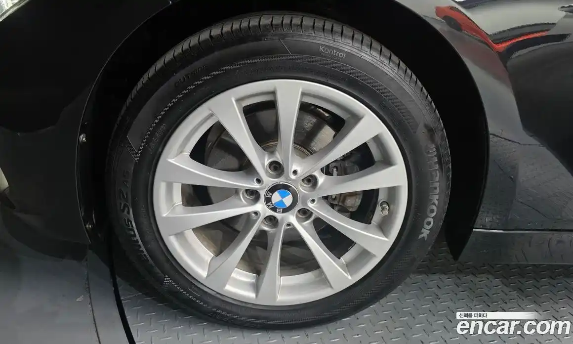 BMW 3 серия 2018 2.0 автомат (гидро), фото 5