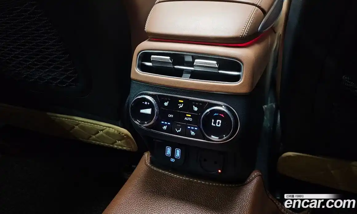 Genesis GV70 2021 3.5 автомат (гидро), фото 16