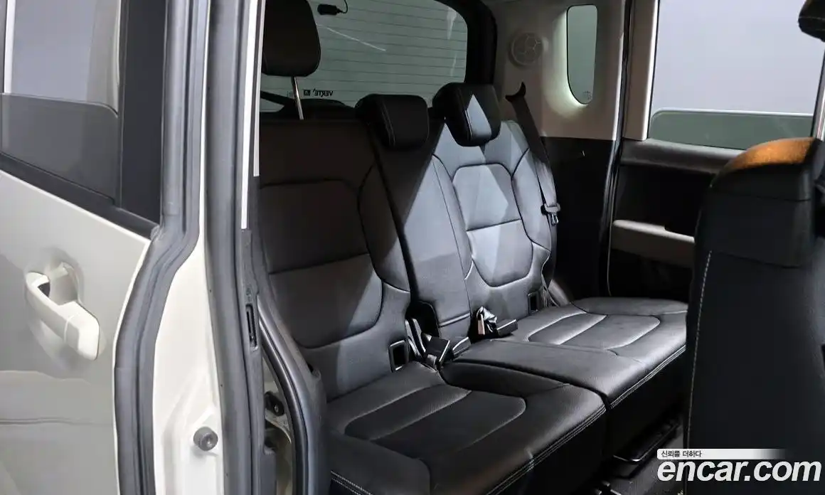Kia Ray 2022 1.0 автомат (гидро), фото 17