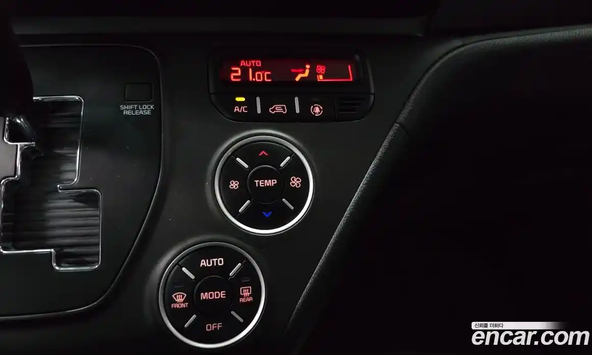 Kia Ray 2022 1.0 автомат (гидро), фото 23