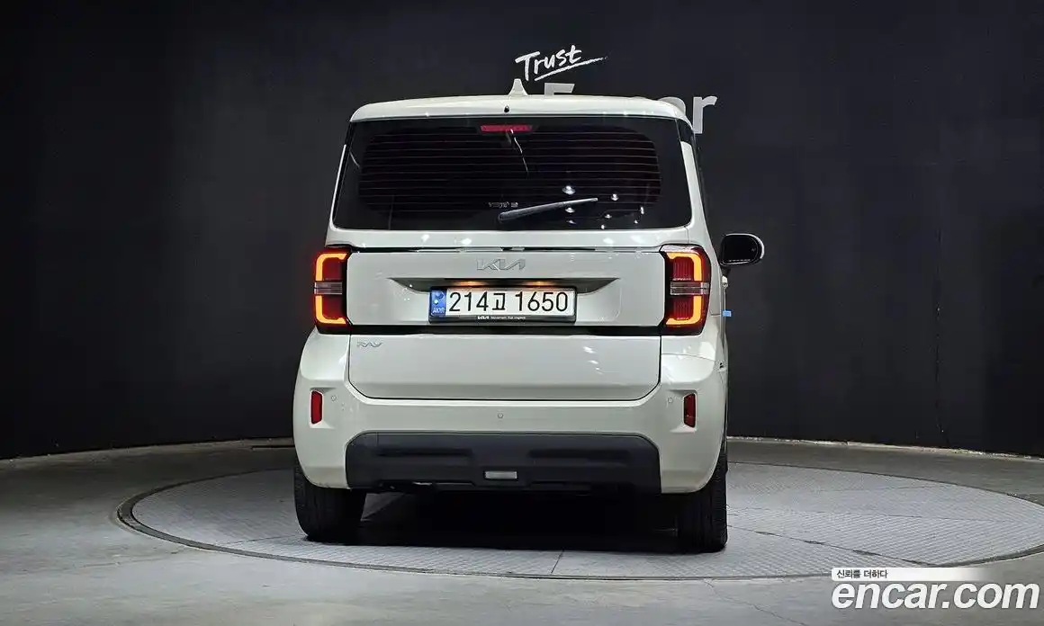 Kia Ray 2022 1.0 автомат (гидро), фото 4