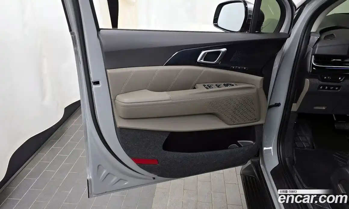 Kia Carnival 2024 2.2 автомат (гидро), фото 15