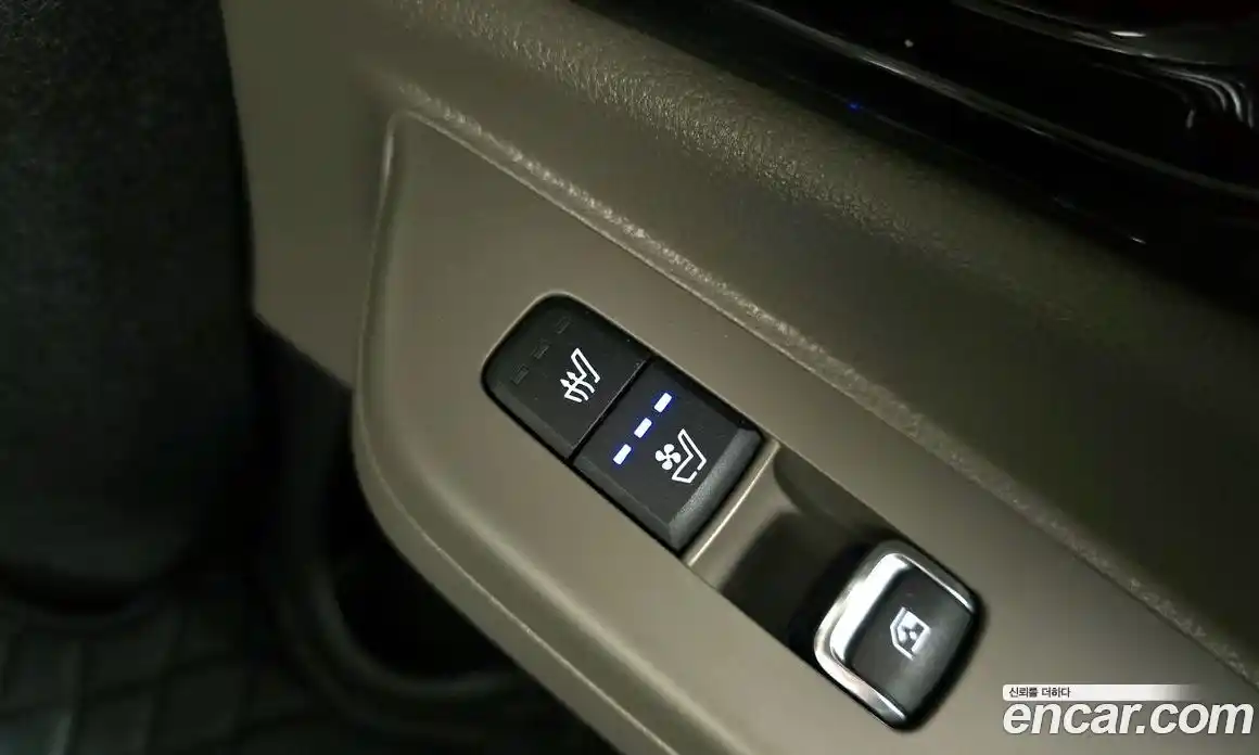 Kia Carnival 2024 2.2 автомат (гидро), фото 24