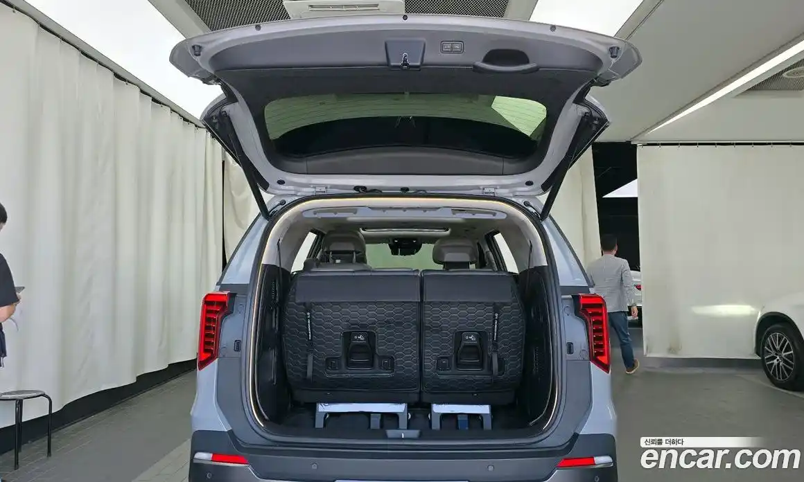 Kia Carnival 2024 2.2 автомат (гидро), фото 26