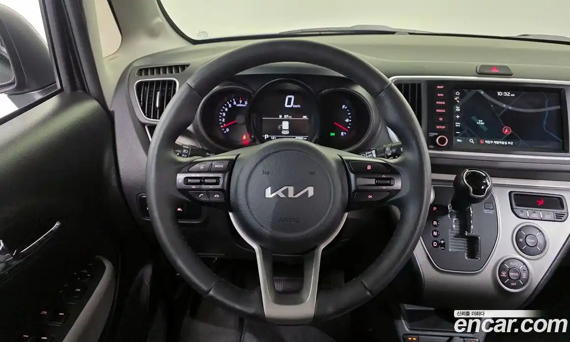 Kia Ray 2022 1.0 автомат (гидро), фото 14