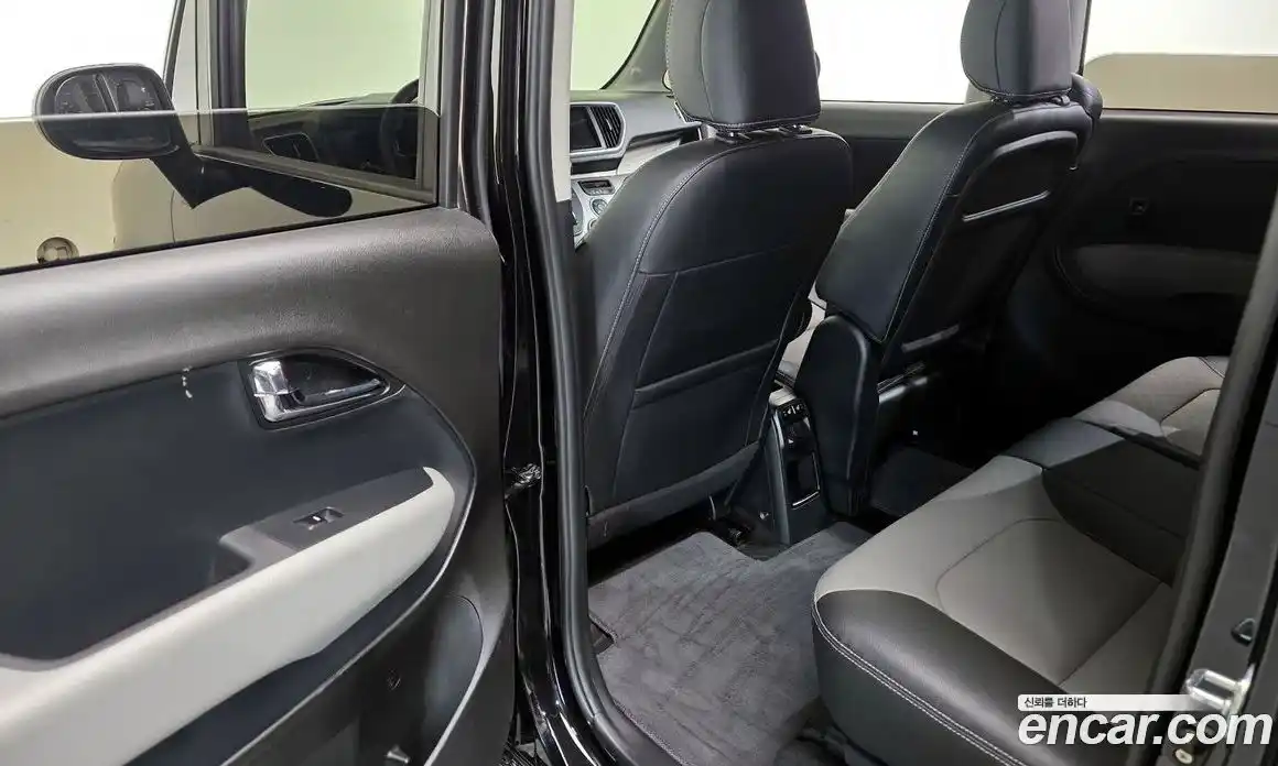 Kia Ray 2022 1.0 автомат (гидро), фото 18