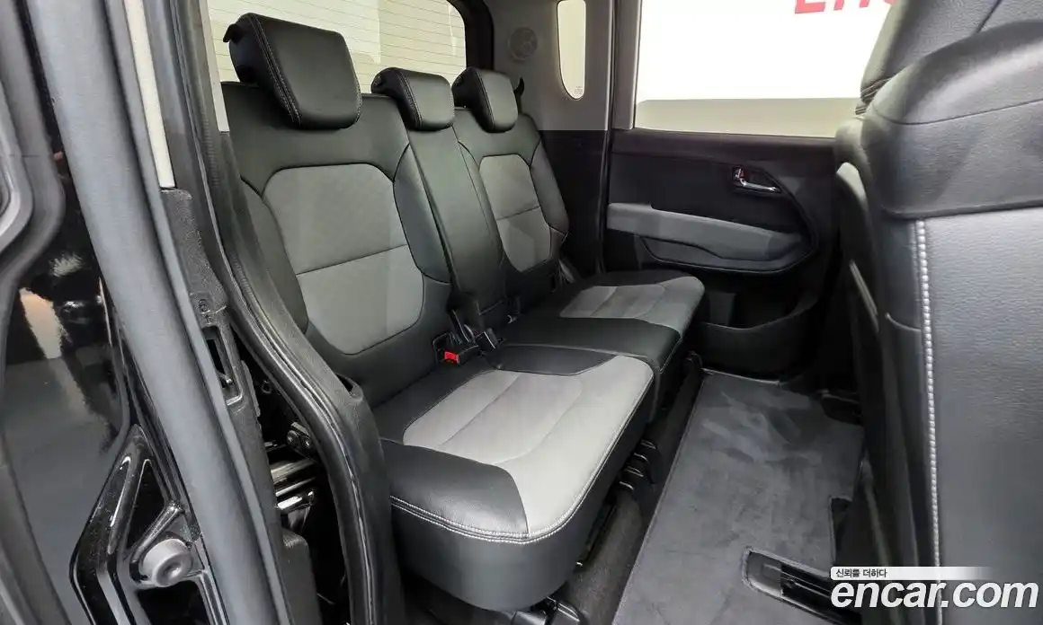 Kia Ray 2022 1.0 автомат (гидро), фото 20