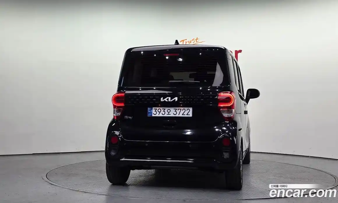 Kia Ray 2022 1.0 автомат (гидро), фото 4