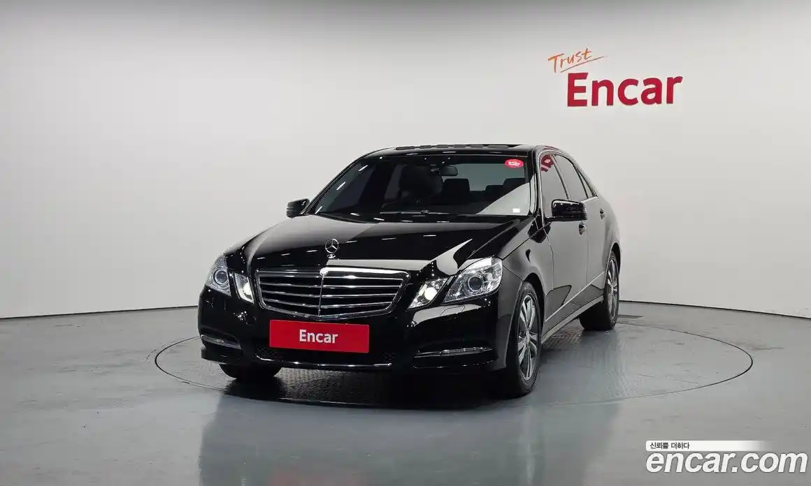 Mercedes-Benz E-Class 2011 1.8 автомат (гидро), фото 3