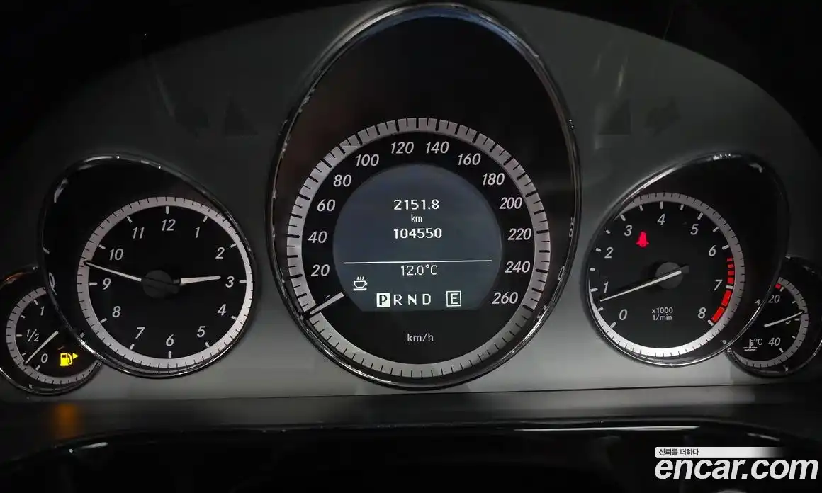 Mercedes-Benz E-Class 2011 1.8 автомат (гидро), фото 8