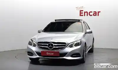 Mercedes-Benz E-Class 2013 3.5 автомат (гидро), миниатюра 3