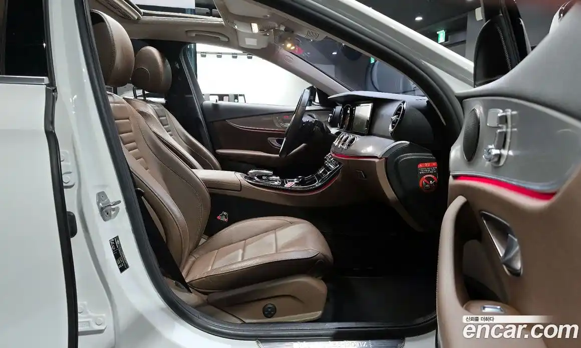 Mercedes-Benz E-Class 2018 2.0 автомат (гидро), фото 11