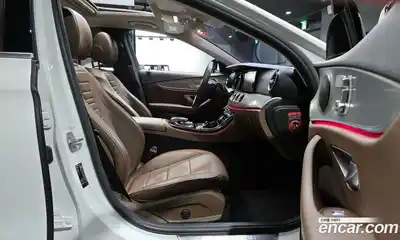Mercedes-Benz E-Class 2018 2.0 автомат (гидро), миниатюра 11