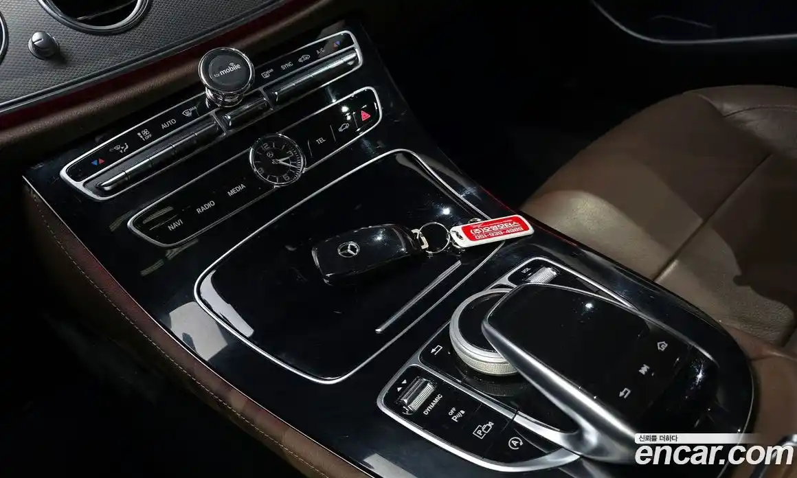 Mercedes-Benz E-Class 2018 2.0 автомат (гидро), фото 17