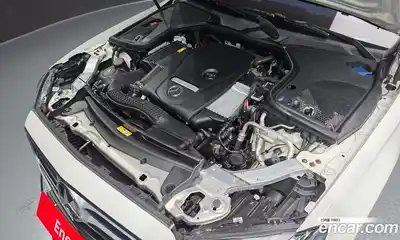 Mercedes-Benz E-Class 2018 2.0 автомат (гидро), миниатюра 6