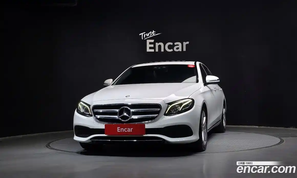 Mercedes-Benz E-Class 2017 1.9 автомат (гидро), фото 3