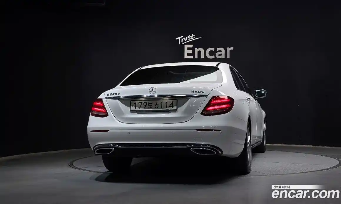 Mercedes-Benz E-Class 2017 1.9 автомат (гидро), фото 4