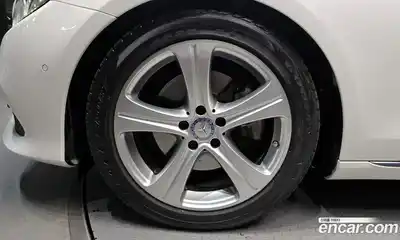 Mercedes-Benz E-Class 2017 1.9 автомат (гидро), миниатюра 5