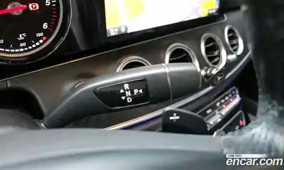 Mercedes-Benz E-Class 2017 1.9 автомат (гидро), миниатюра 9